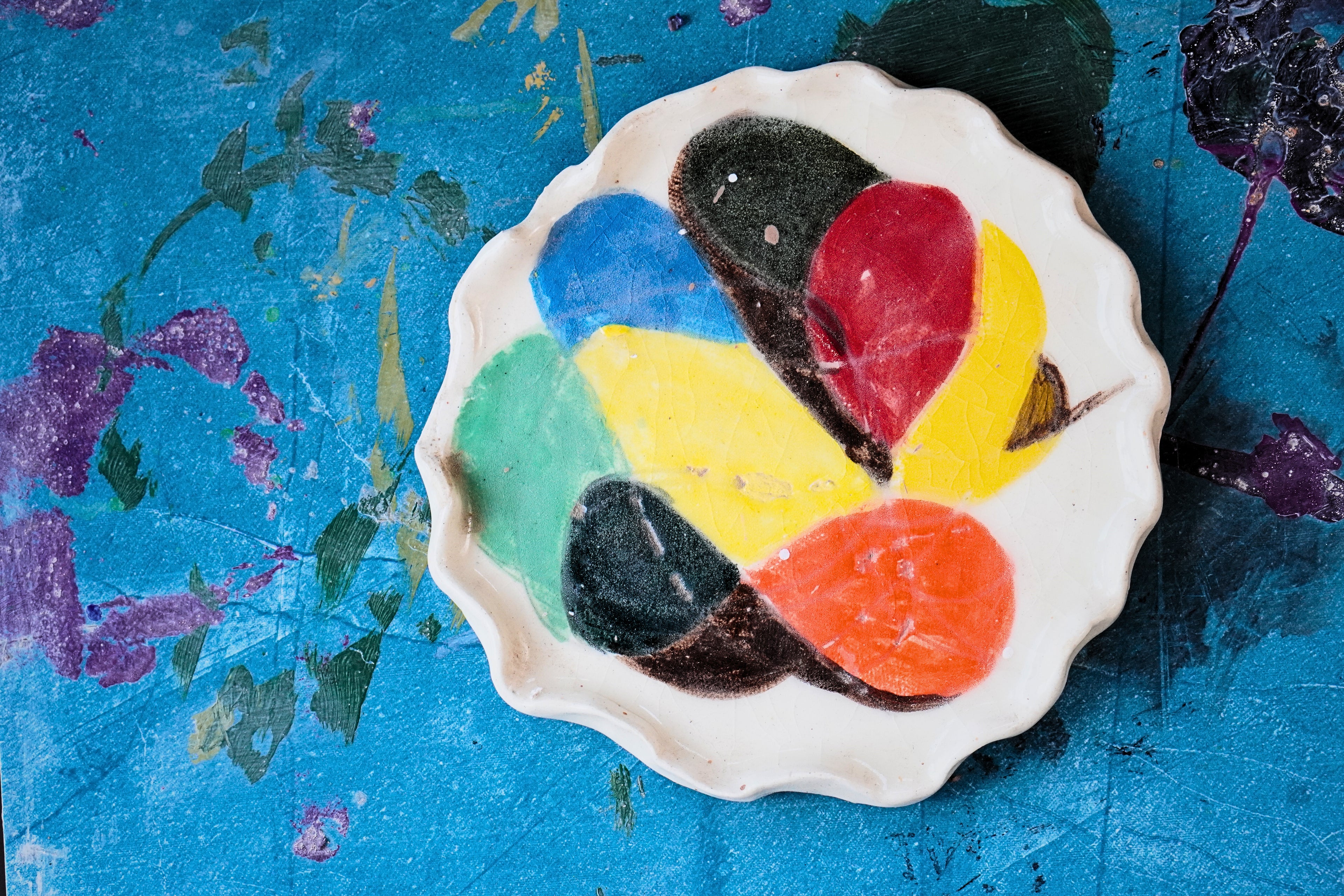 Color Spill Plate