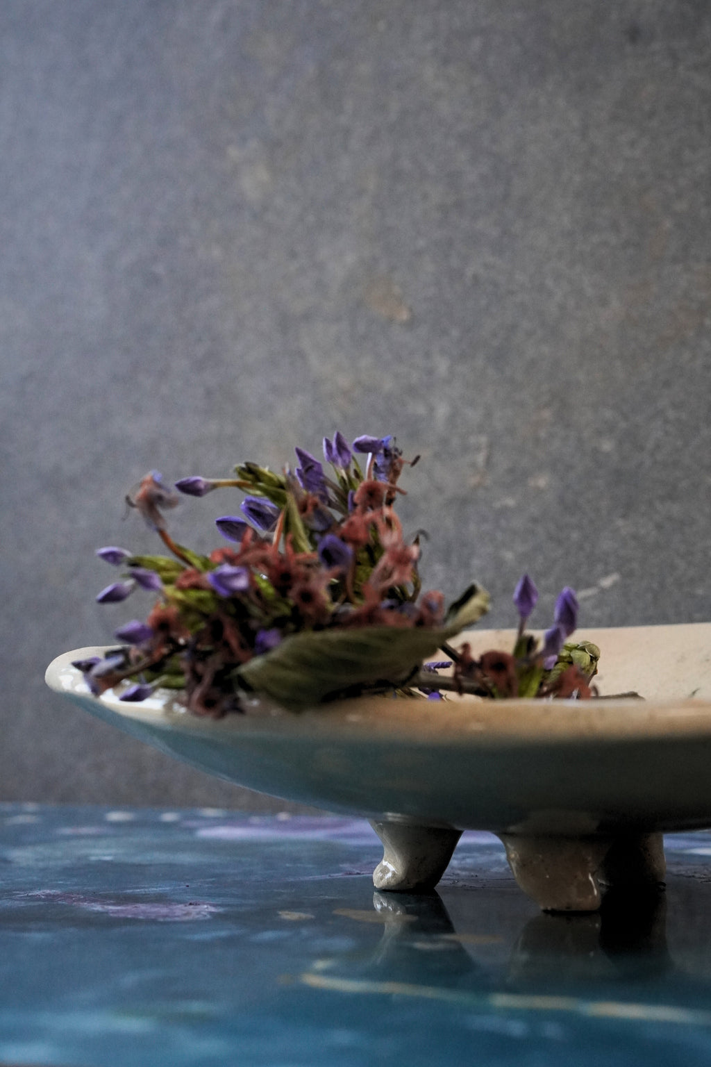 Wildleaf Tripod Dish