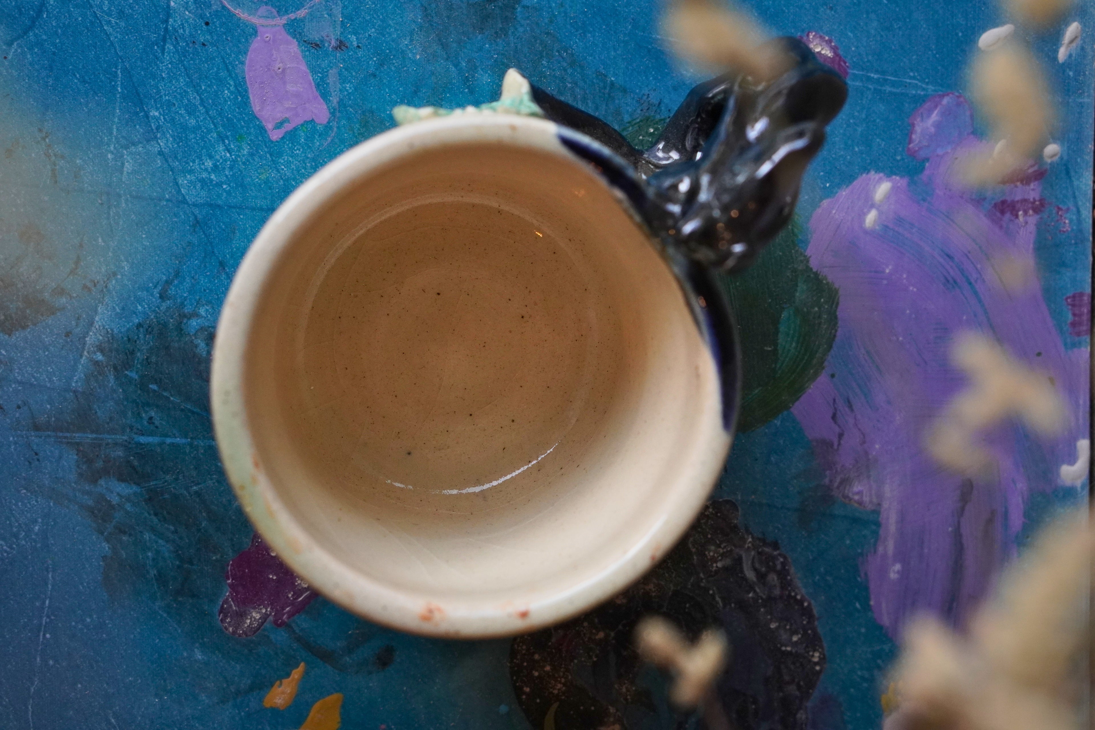Twighold Mug